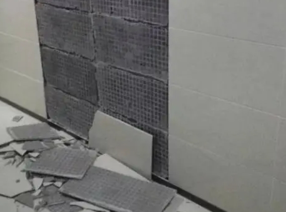 偏关瓷砖空鼓维修公司分享下偏关墙砖松动维修的知识